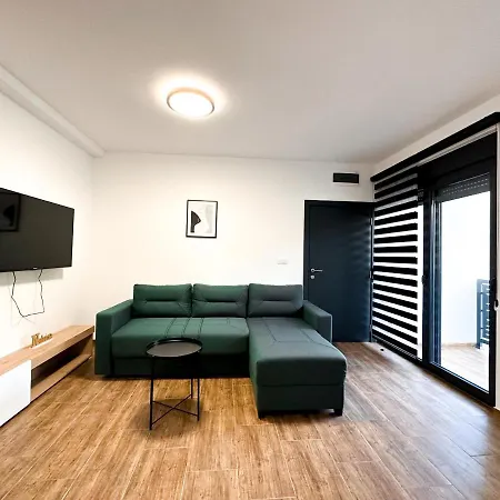 Kiko Lux 3* Zrenjanin